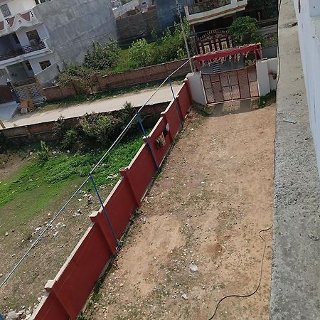 Savitri Garden Mayapuri Colony Chaatnag Road Jhunsi Prayagraj Jhusi ภายนอก รูปภาพ